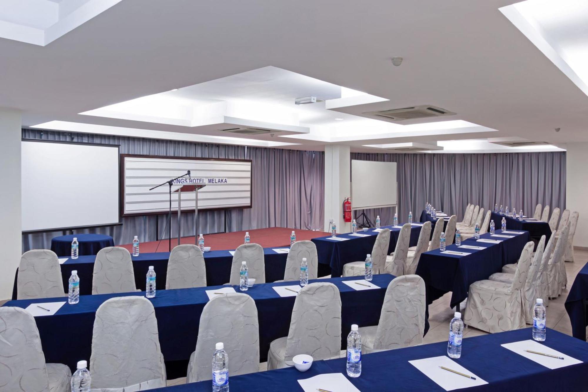 Kings Hotel Melaka Екстер'єр фото
