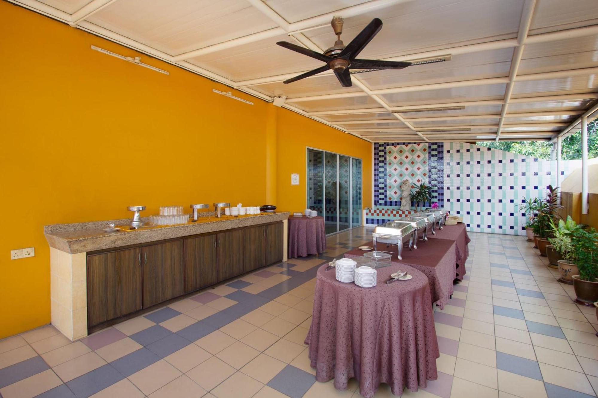 Kings Hotel Melaka Екстер'єр фото