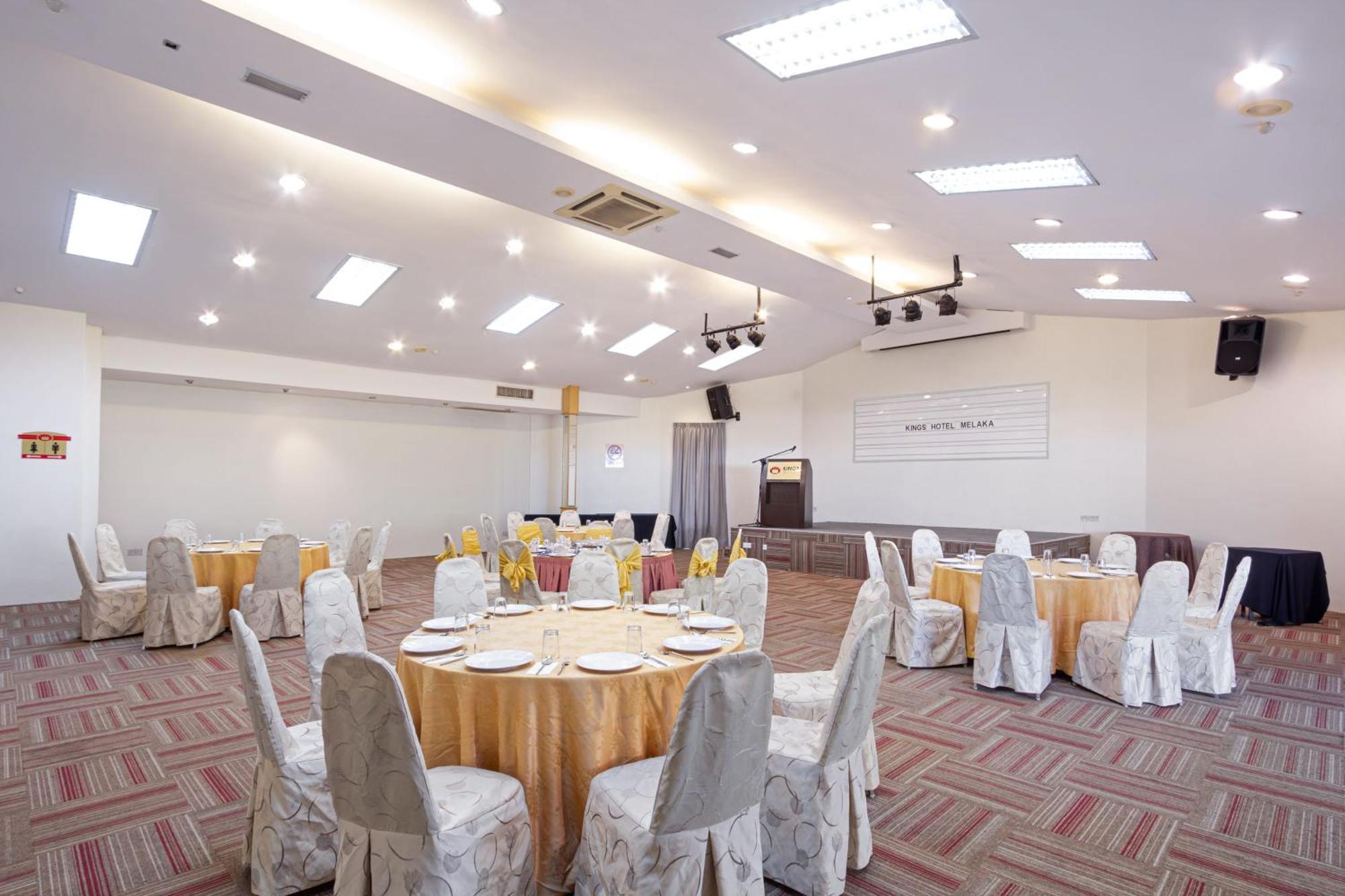 Kings Hotel Melaka Екстер'єр фото