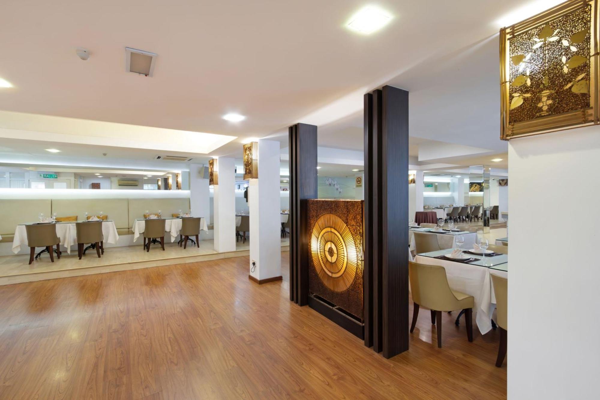 Kings Hotel Melaka Екстер'єр фото