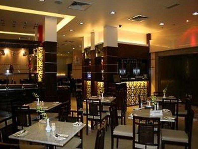 Kings Hotel Melaka Екстер'єр фото